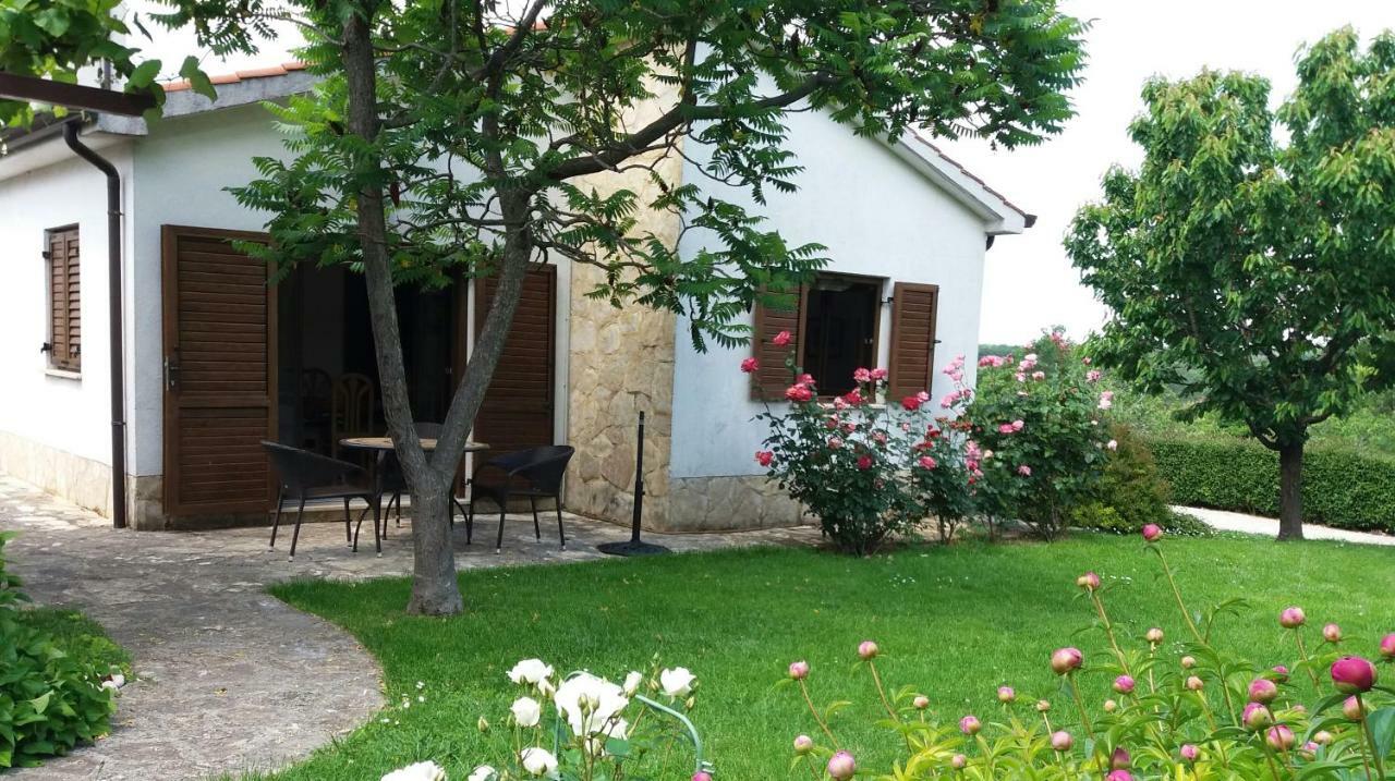 Bungalow Perla ฟุนตานา ภายนอก รูปภาพ